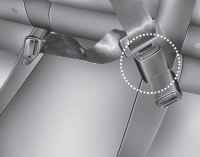Hyundai Sonata: Seat belt restraint system. When using the rear center seat belt, the buckle with the CENTER mark must