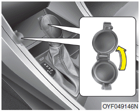 Hyundai Sonata: Power outlet. The power outlet is designed to provide power for mobile telephones or other