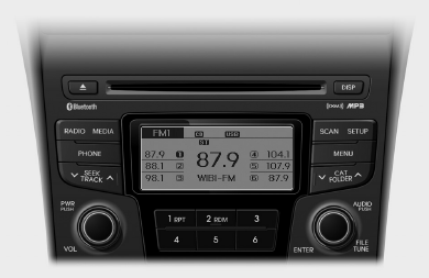 Hyundai Sonata: CD Player : Audio with internal amplifier / Audio with external amplifier. 